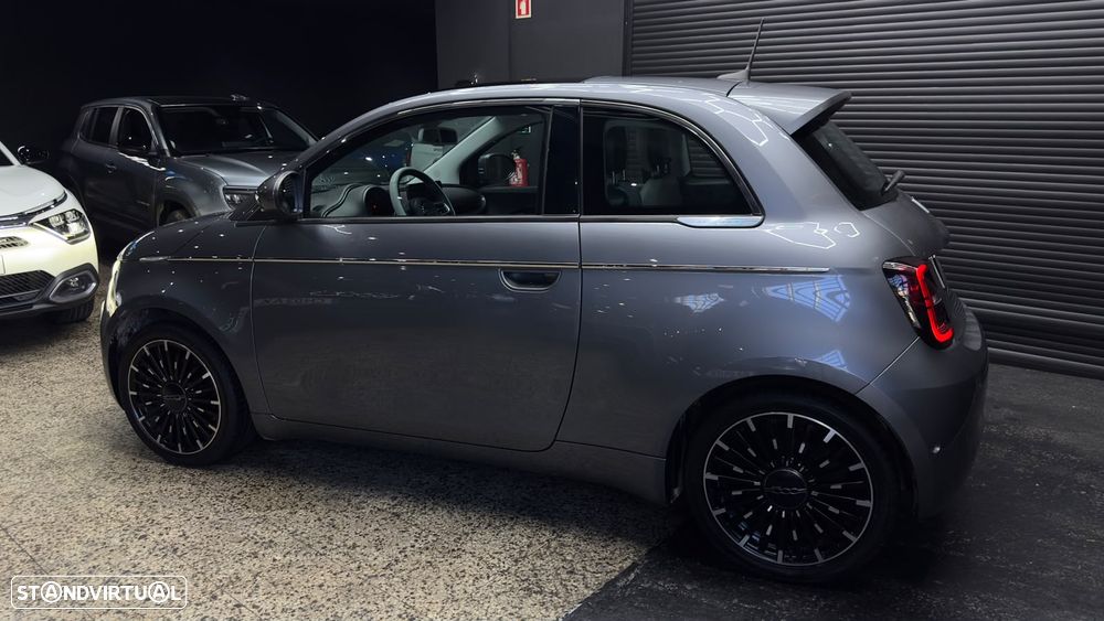 Fiat 500e La Prima - 12