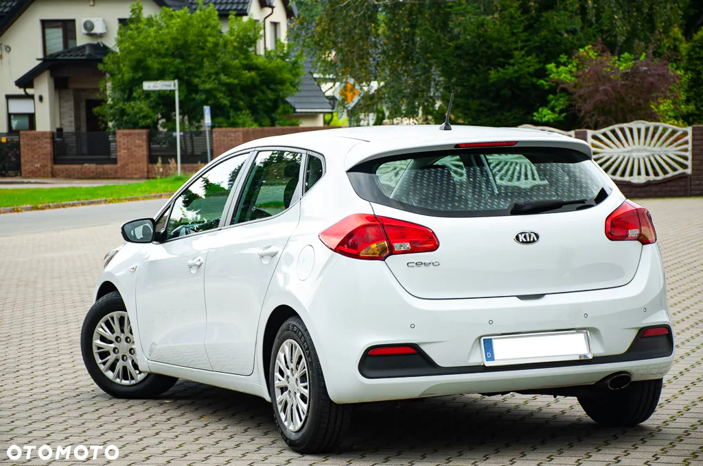 Kia Ceed 1.4 CVVT Vision - 16
