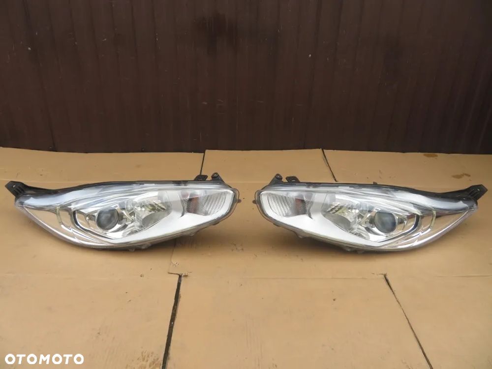 REFLEKTOR LEWY PRAWY FORD FIESTA MK7 LIFT 13-17R SOCZEWKA ANGLIK KRAKÓW - 1