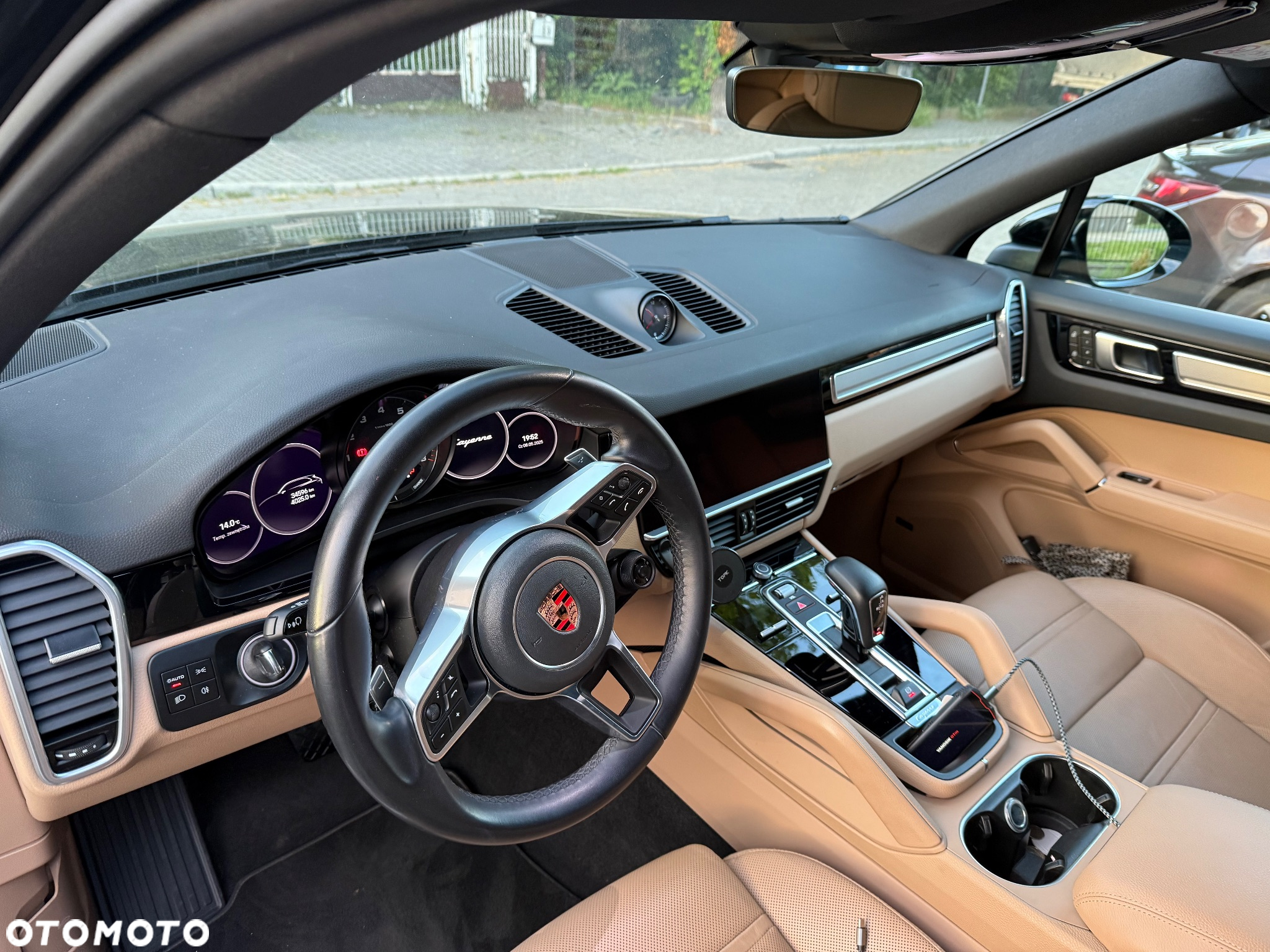 Porsche Cayenne E-Hybrid Platinum Edition - 12