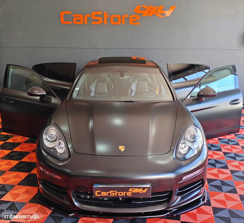Porsche Panamera Turbo S PDK - 16