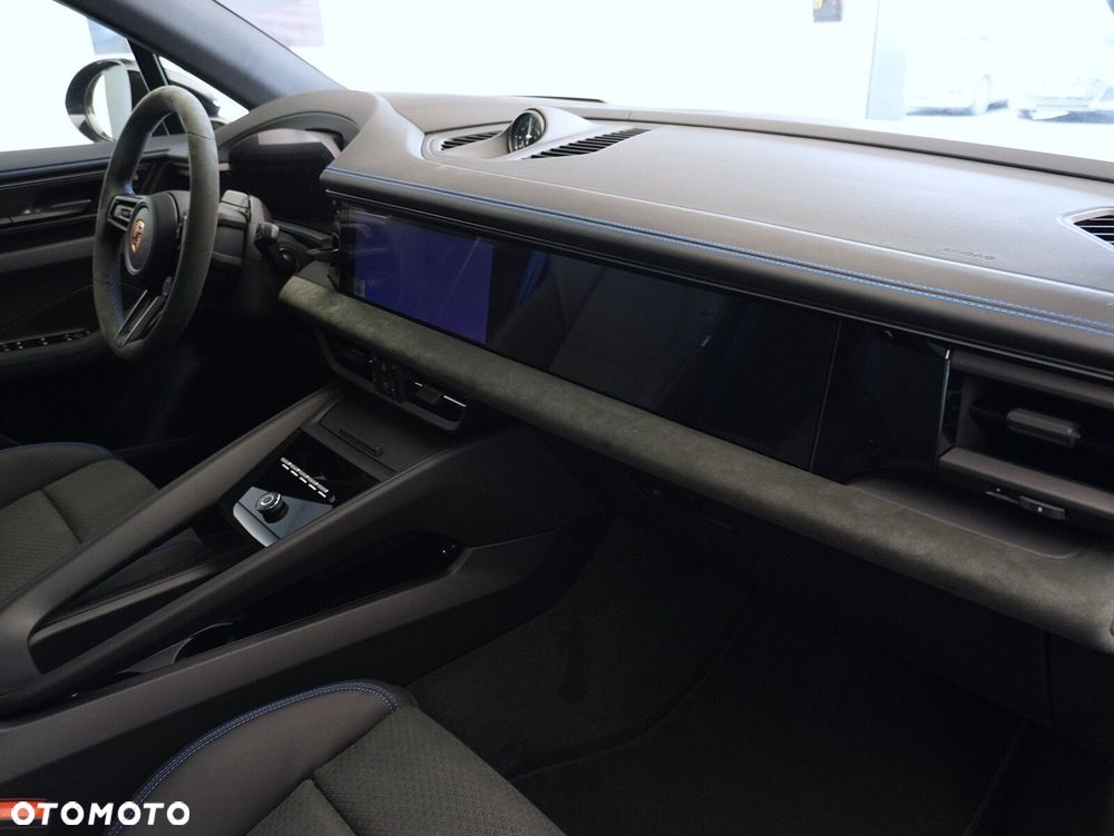 Porsche Macan GTS 100kWh - 34