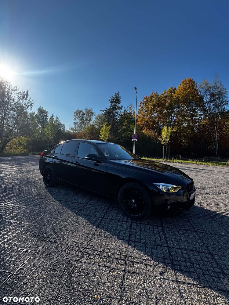 BMW 328I 2016 photo 2