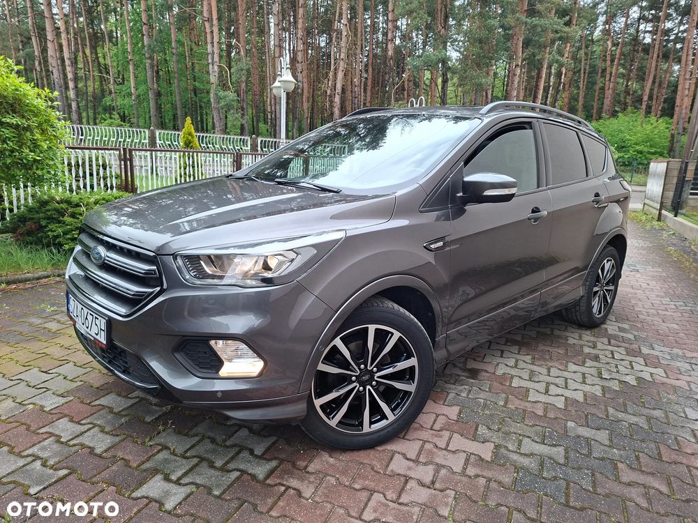 Ford Kuga 1.5 EcoBoost 2x4 ST-Line - 3