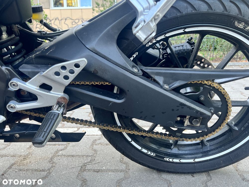 Yamaha R125 - 9