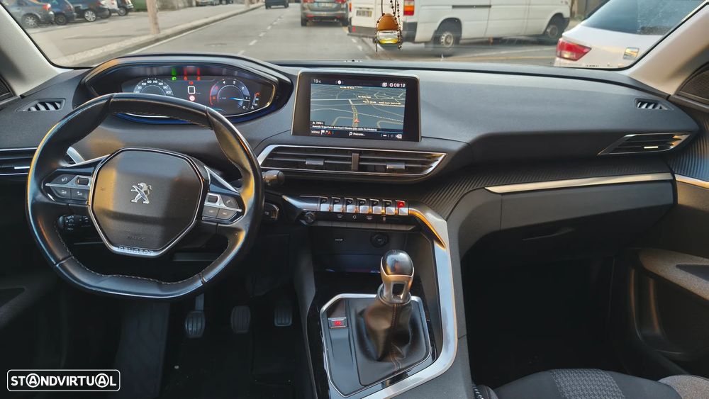 Peugeot 3008 1.5 BlueHDi Active - 4