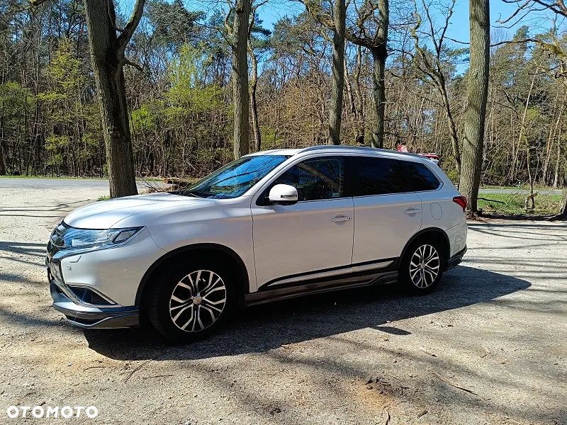Mitsubishi Outlander 2.0 Intense + SDA 4WD CVT - 7