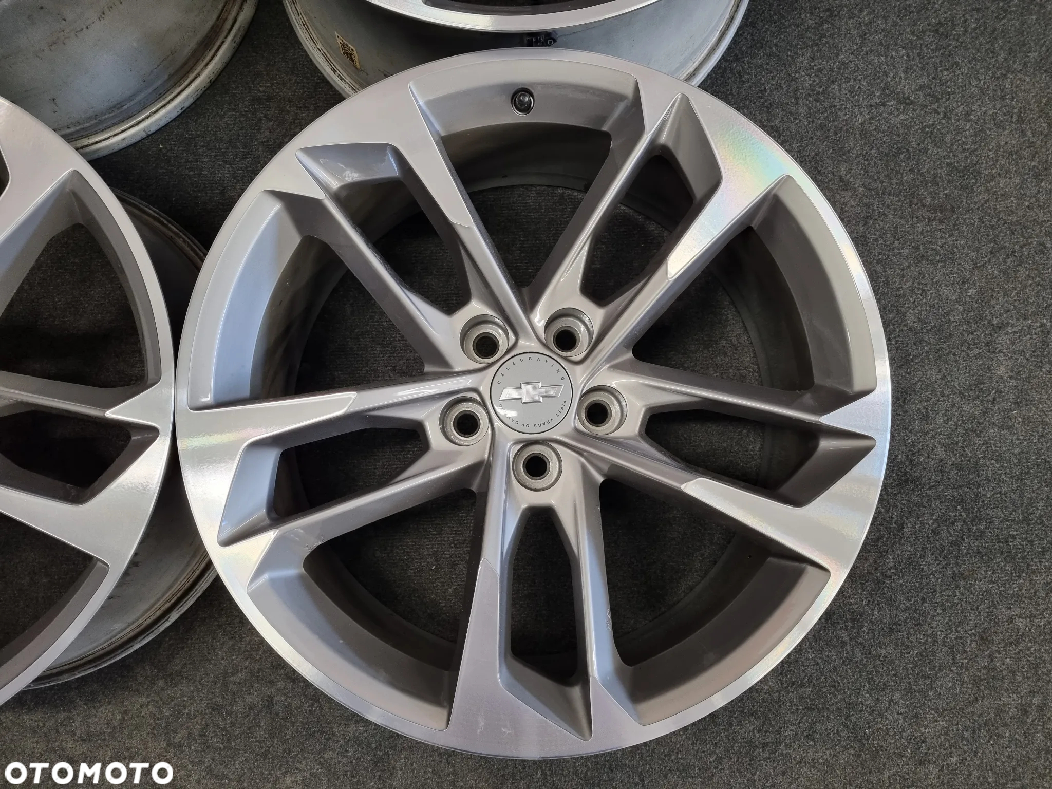 Alufelgi Chevrolet CAMARO 20 cali 5x120 4szt. + czujniki. ŁADNE! - 11