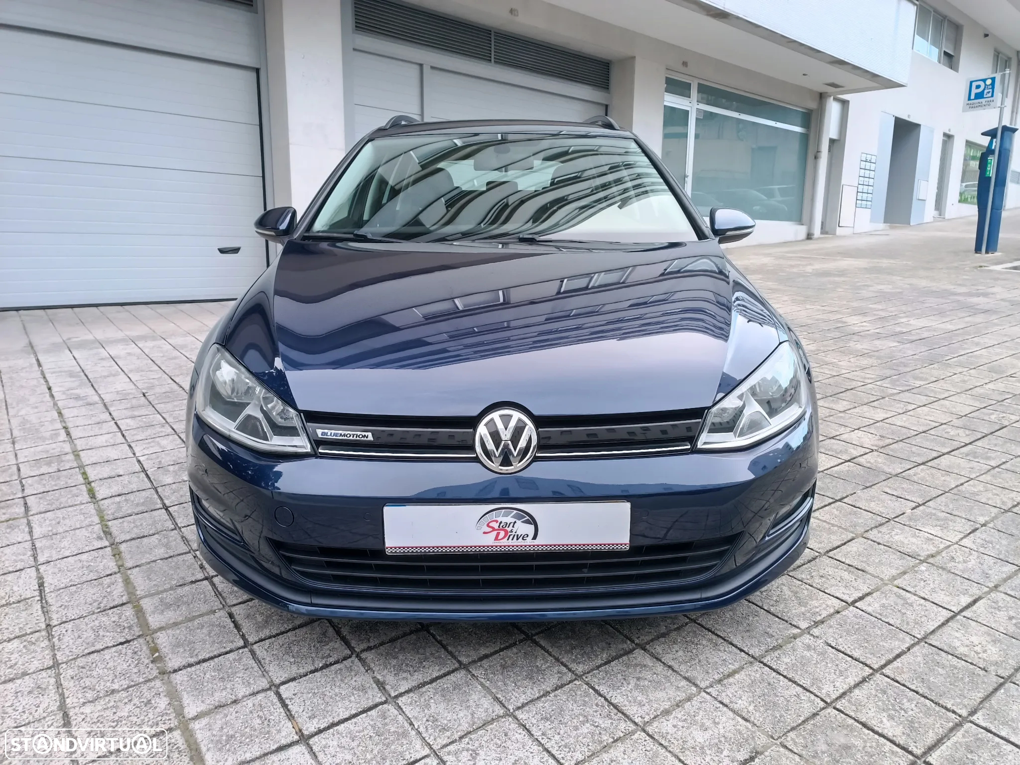 VW Golf Variant 1.6 TDi BlueMotion Confortline - 3