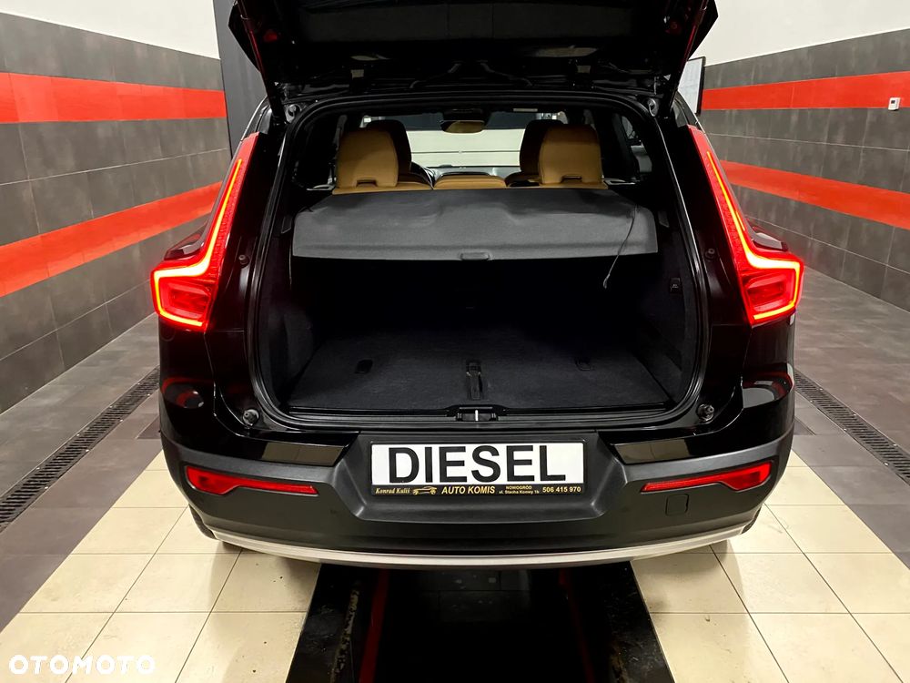 Volvo XC 40 D3 SCR Momentum - 15