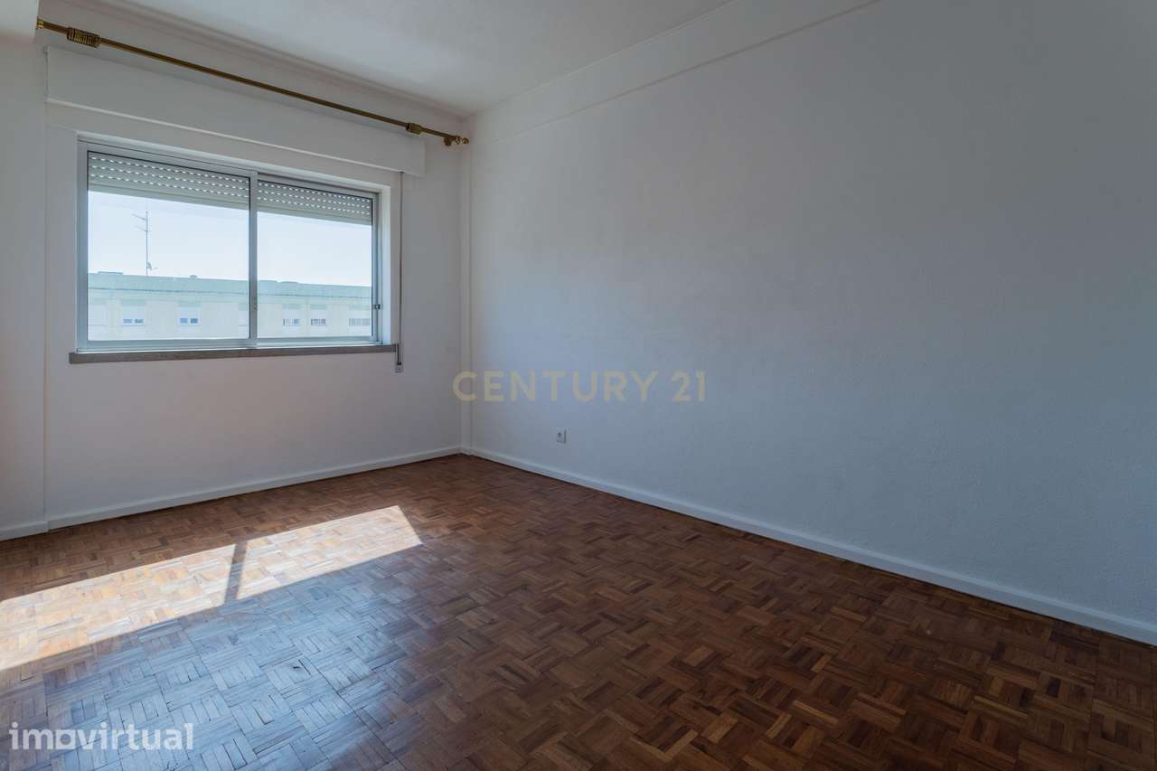 Apartamento T2/ Arrendamento - Miratejo/ Corroios - Grande imagem: 4/20