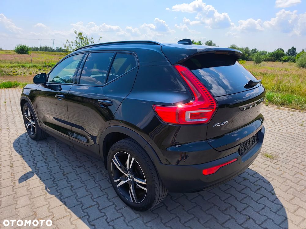 Volvo XC 40 B4 B R-Design - 4