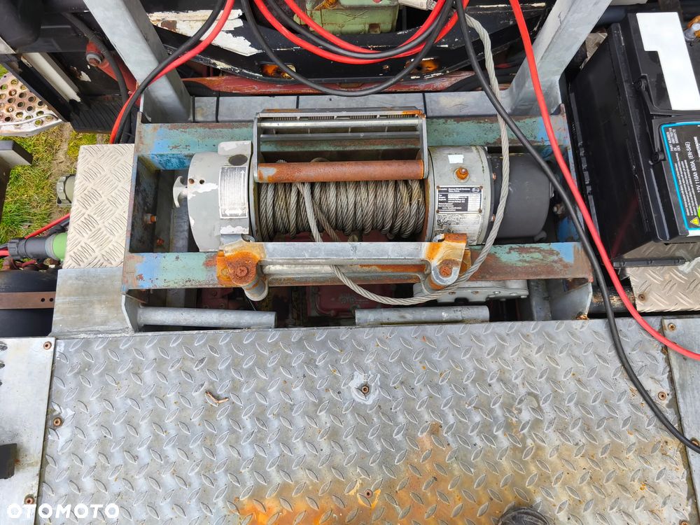 Mercedes-Benz 1013 - 6