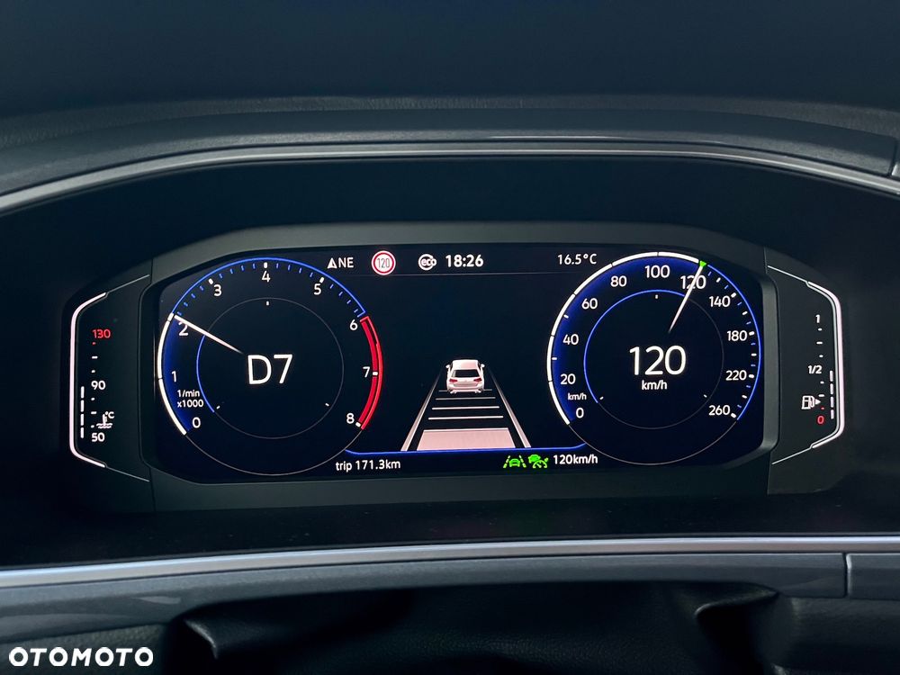 Volkswagen T-Roc 1.5 TSI Style DSG - 22
