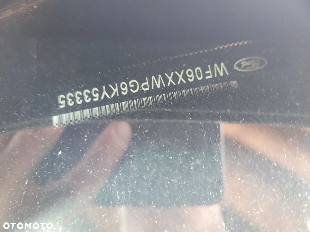 Ford Transit Connect - 17