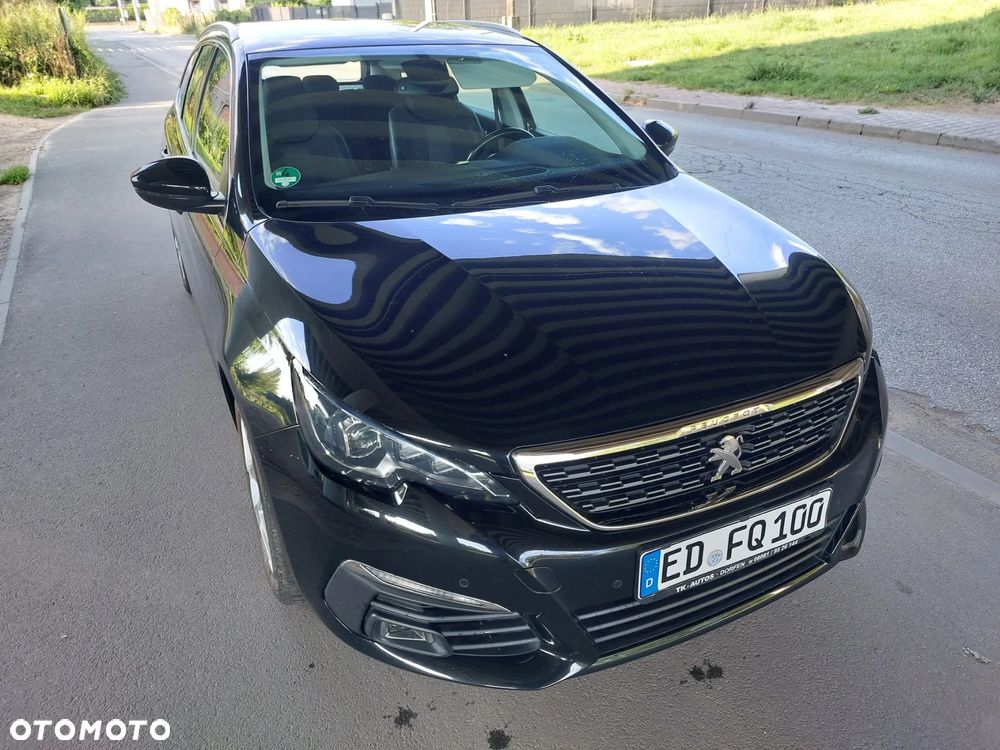 Peugeot 308 BlueHDi 130 EAT8 Black Edition - 2