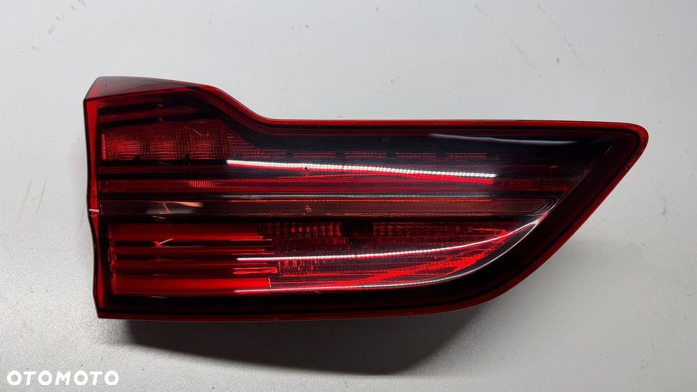 KIA CEED III KOMBI LAMPA LEWA TYŁ TYLNA W KLAPĘ LED 18- - 1