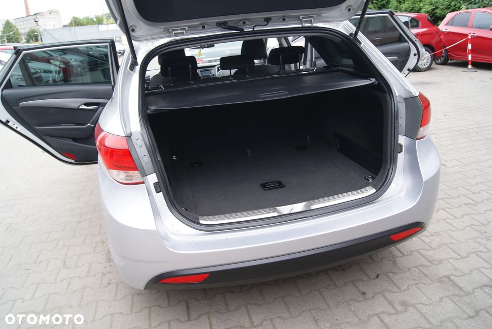 Hyundai i40 Kombi blue 1.7 CRDi Premium - 10