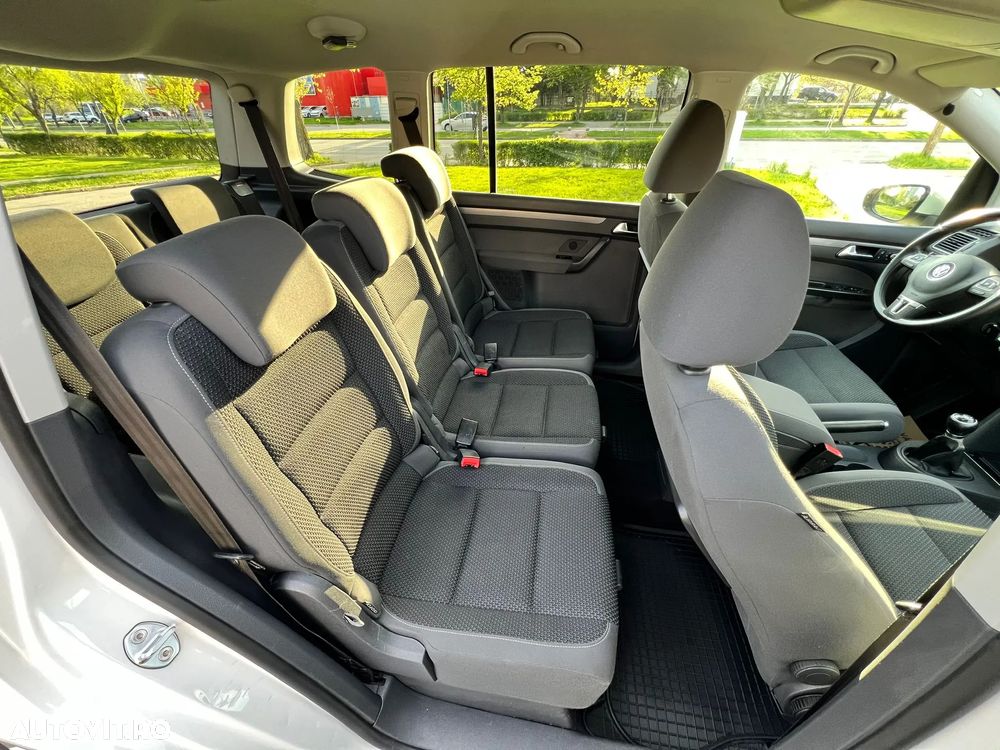 Volkswagen Touran 1.6 TDI DPF BlueMotion Technology Highline - 7