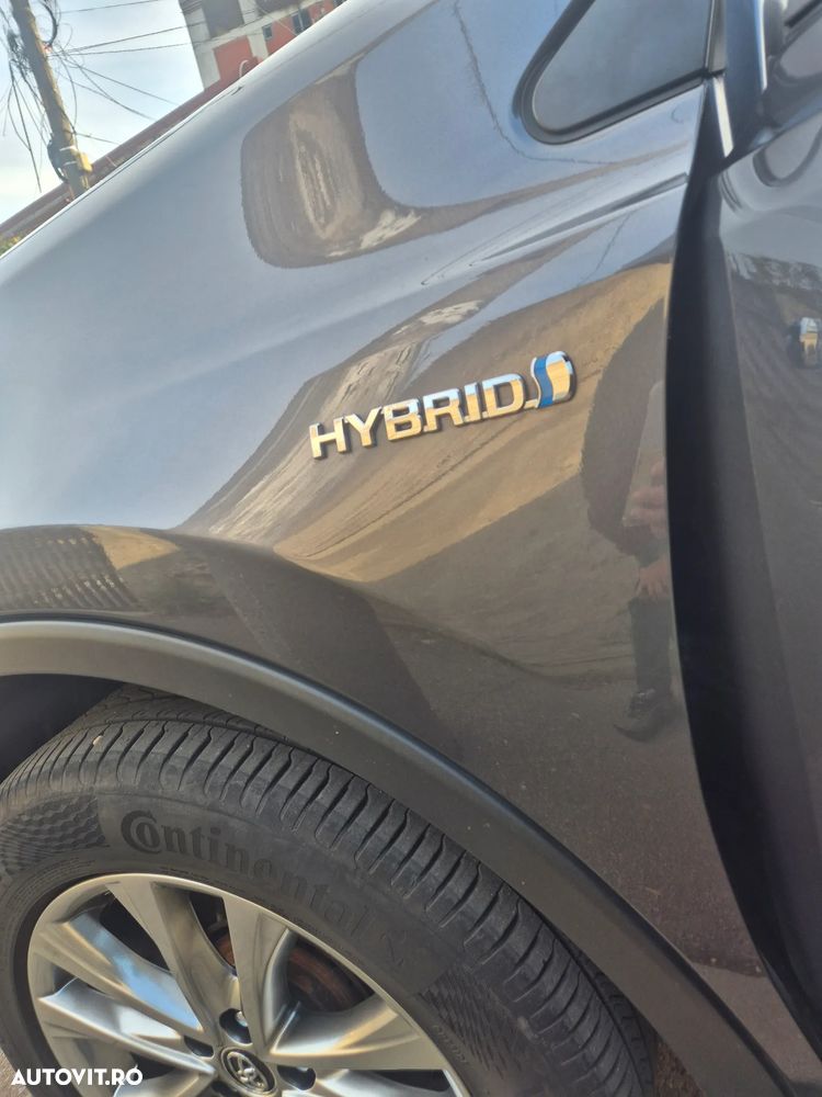 Toyota RAV4 - 12