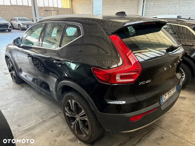 Volvo XC 40 T4 Plug-In Hybrid Inscription - 3