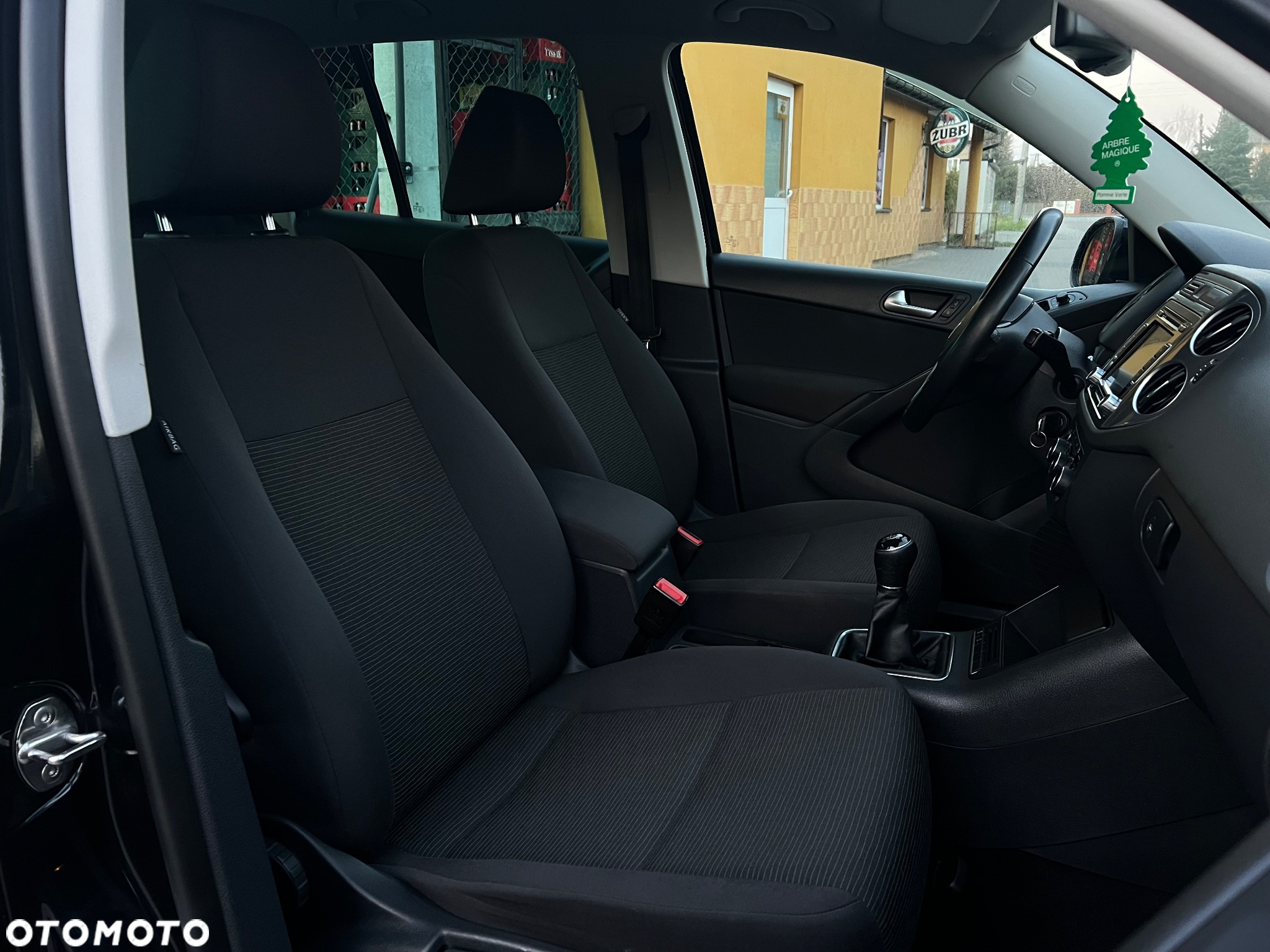 Volkswagen Tiguan 2.0 TDI DPF BlueMotion Technology Exclusive - 12