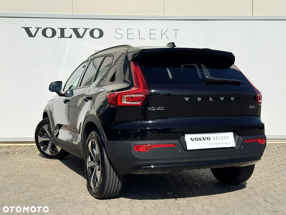 Volvo XC 40 B4 AWD Ultimate Dark - 5