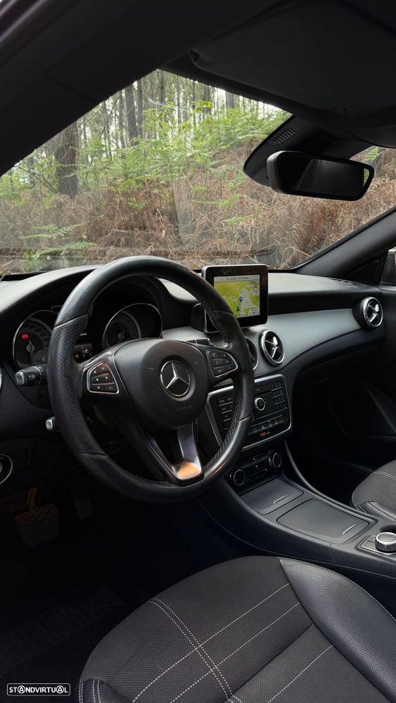 Mercedes-Benz CLA 200 - 15