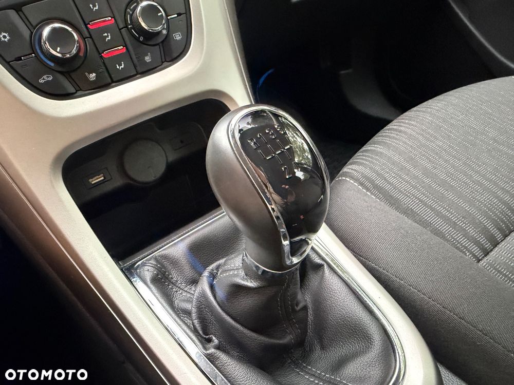 Opel Astra 1.4 Turbo Edition - 30