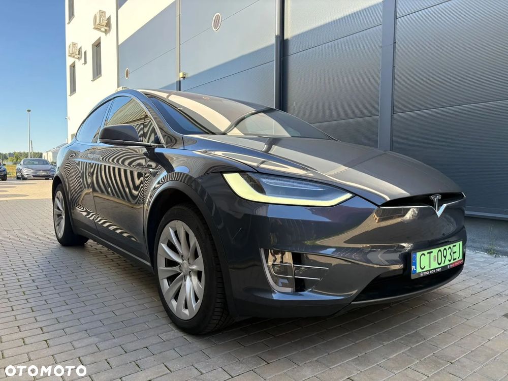 Tesla Model X 100D Allradantrieb - 2