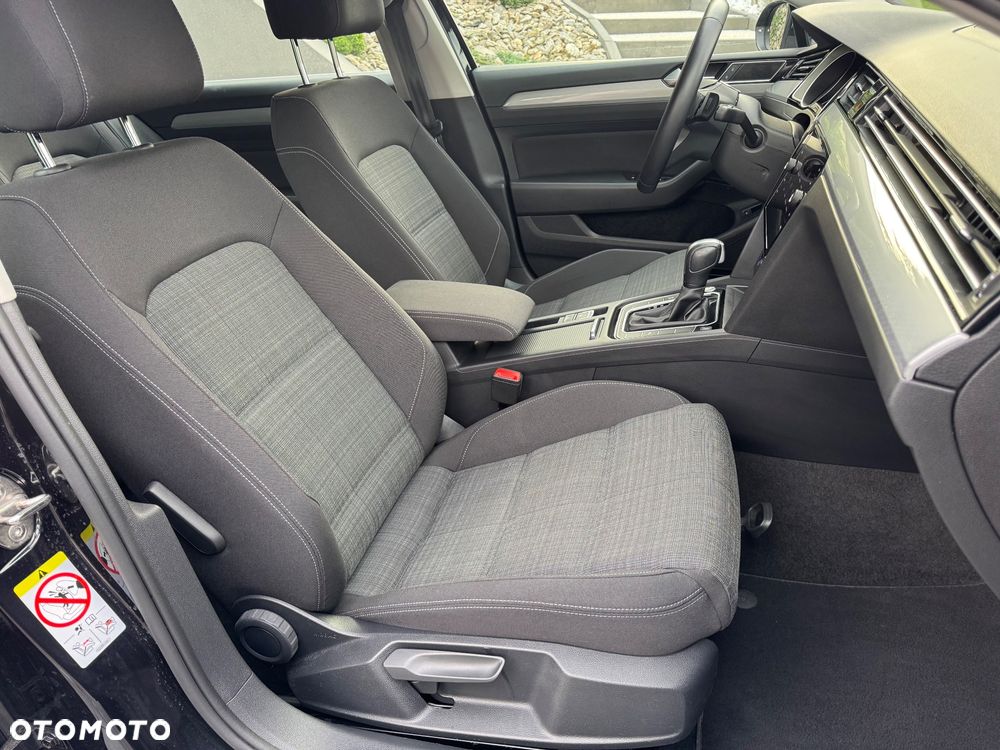 Volkswagen Passat 2.0 TSI Business DSG - 19