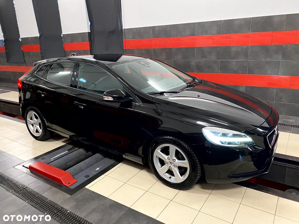 Volvo V40 D2 Drive-E Summum - 6