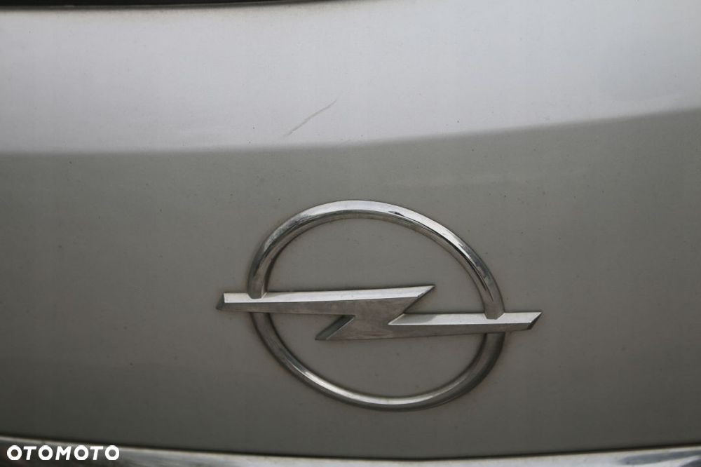 klapa bagażnika Opel Astra H z157 - 5
