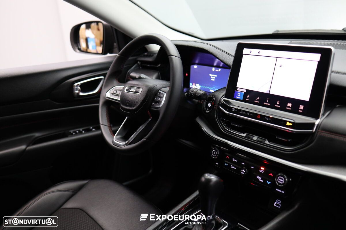 Jeep Compass 1.3 TG 4Xe Trailhawk - 29