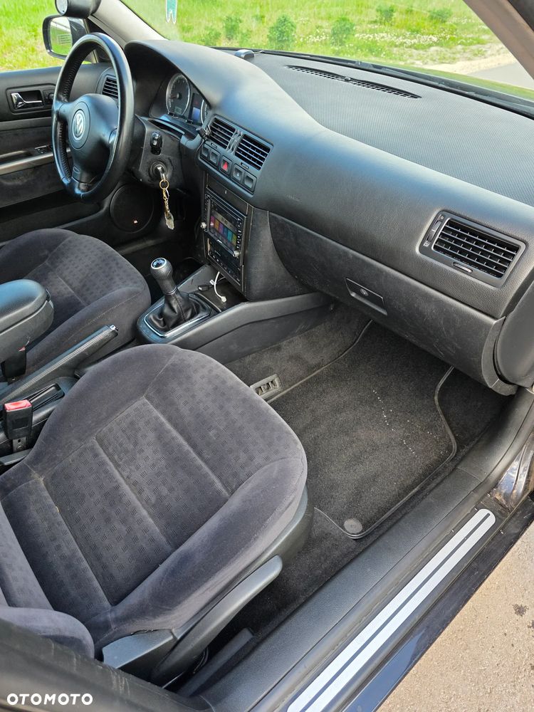Volkswagen Bora 1.6 Comfortline - 19