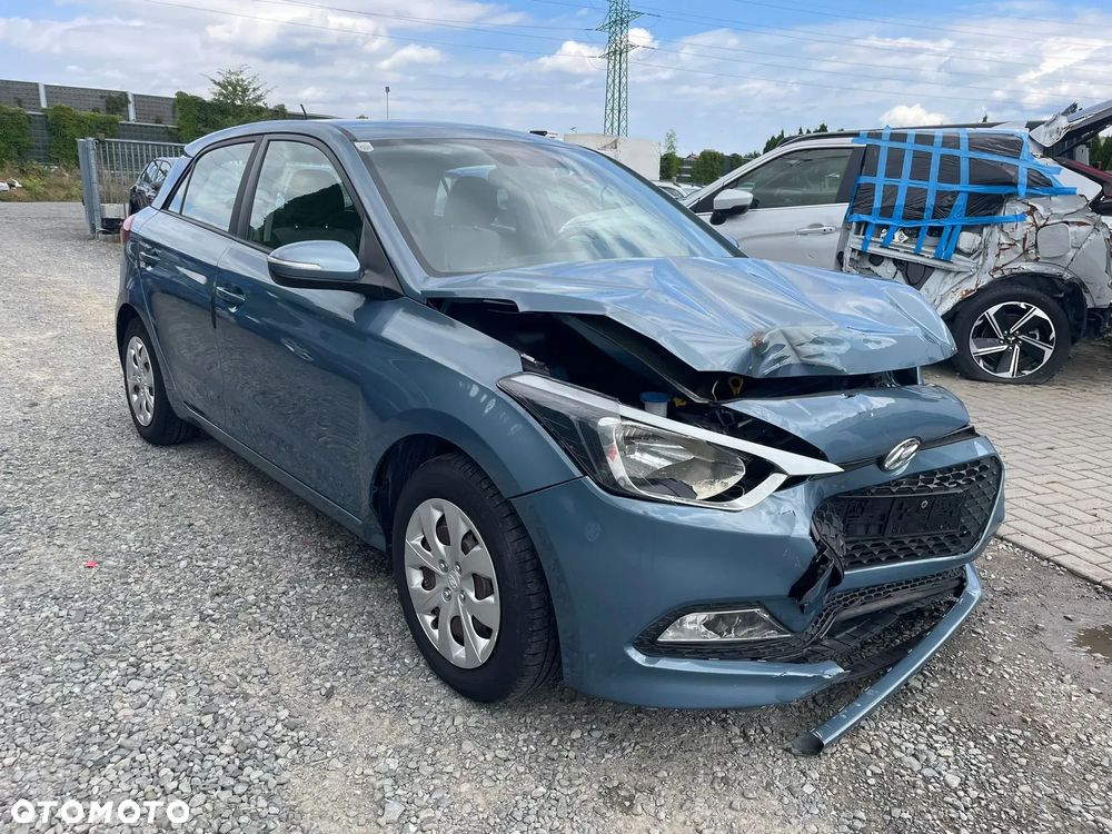 Hyundai i20 1.2 Trend - 3
