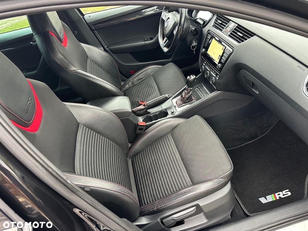 Skoda Octavia 2.0 TDI 4x4 DSG RS - 11