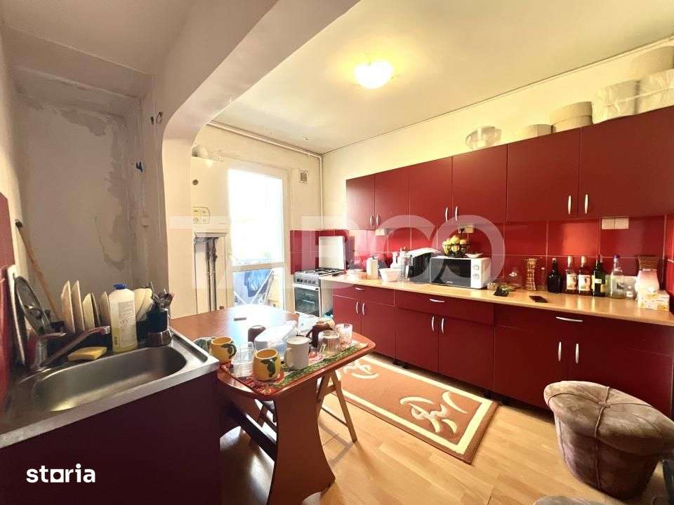 Apartament de vanzare cu 2 camere in Grigorescu bloc izolat cu lift — fotografia 3
