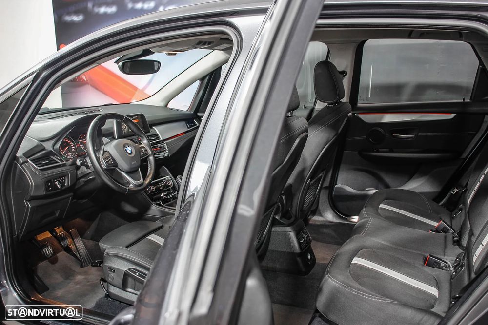 BMW 216 Active Tourer d Line Sport - 10