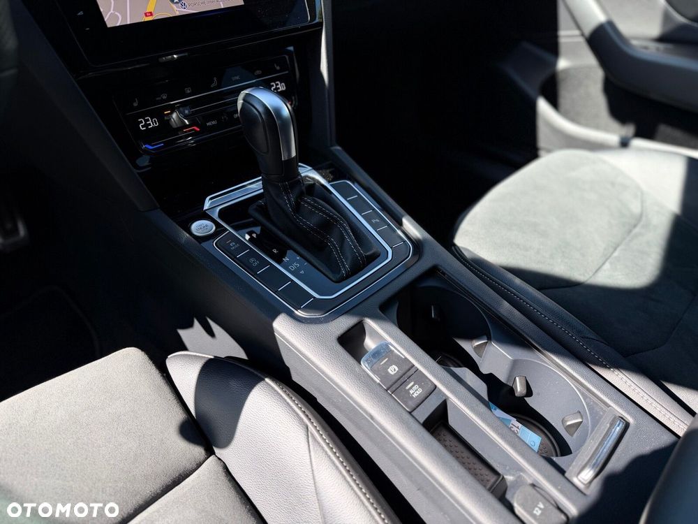 Volkswagen Arteon 2.0 TDI 4Motion R-Line DSG - 11