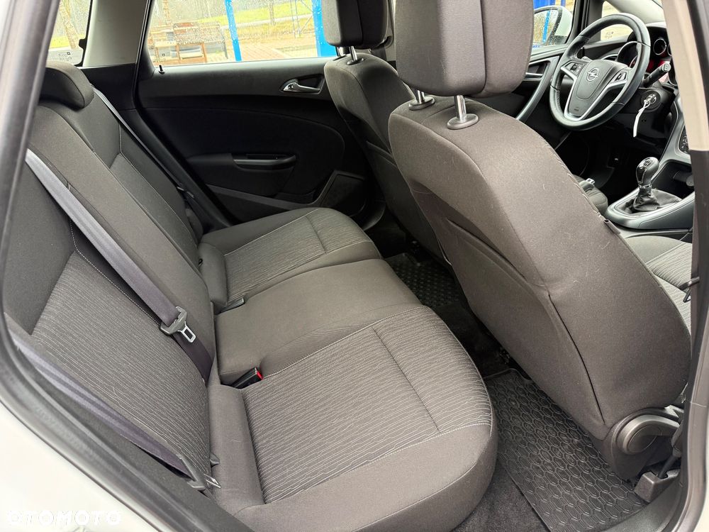 Opel Astra 1.7 CDTI DPF 150 Jahre - 14