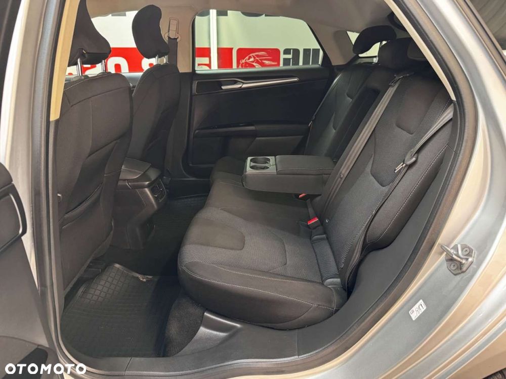 Ford Mondeo 2.0 TDCi Titanium PowerShift - 31