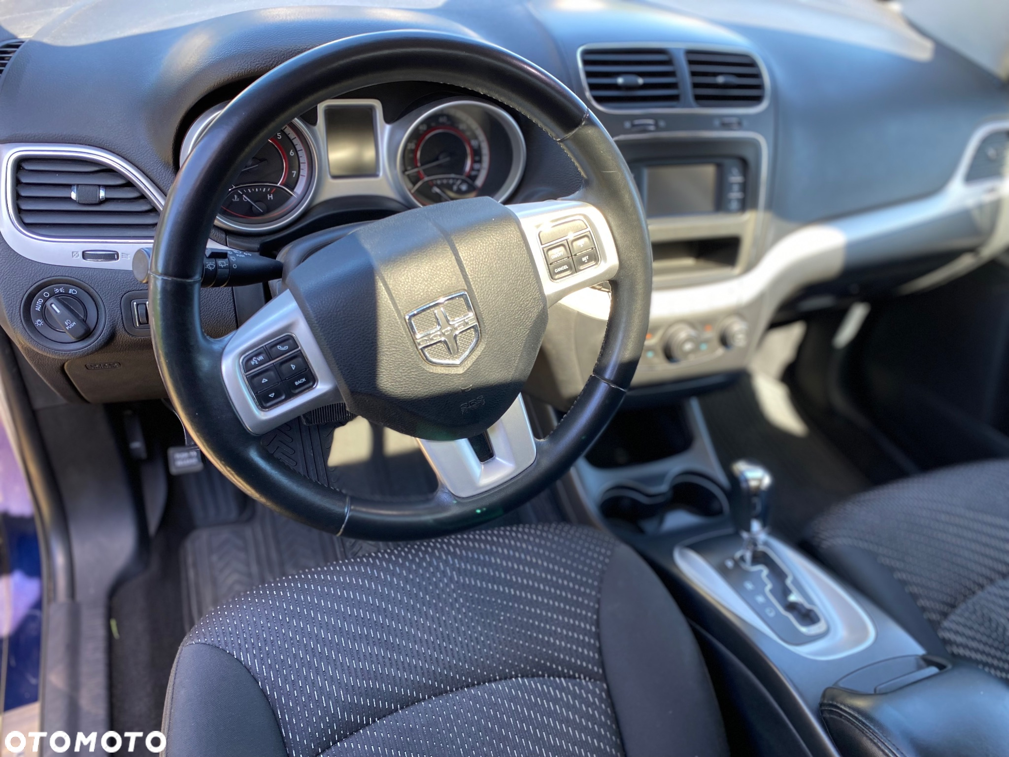 Dodge Journey - 10