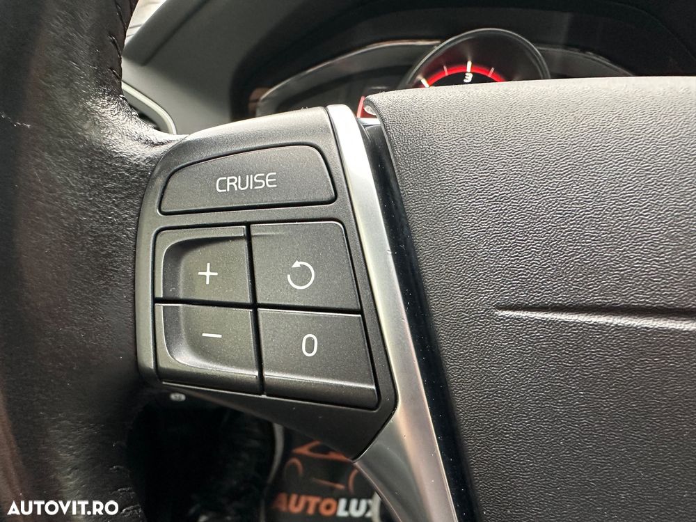 Volvo XC 60 - 22