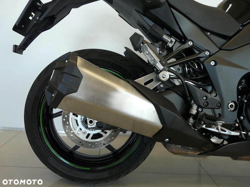 Kawasaki Ninja - 4