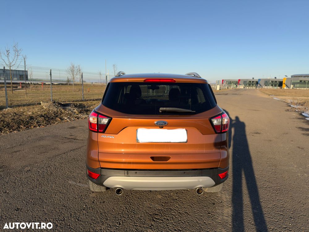 Ford Kuga 2.0 TDCi Powershift 4WD Titanium - 5