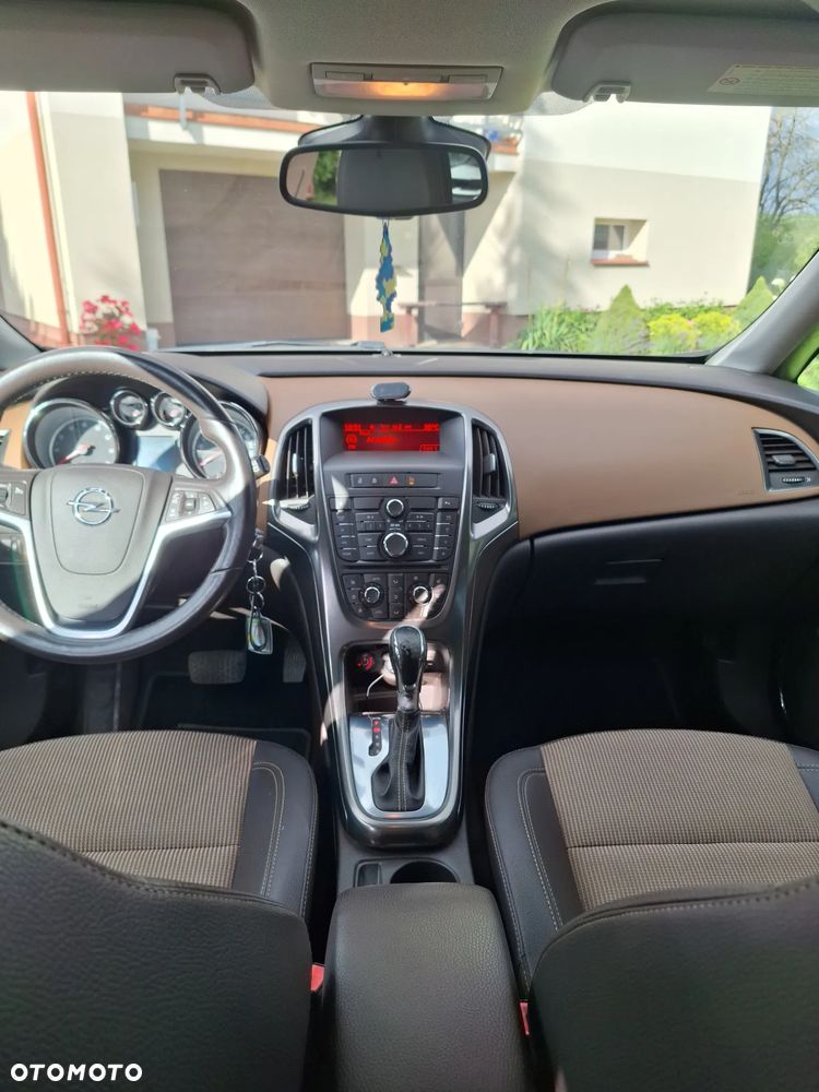 Opel Astra 1.6 Turbo Automatik Edition Sport - 8