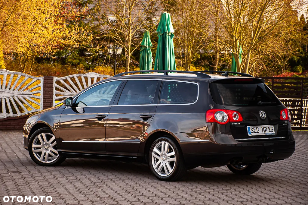 Volkswagen Passat Variant 2.0 TDI Highline - 17
