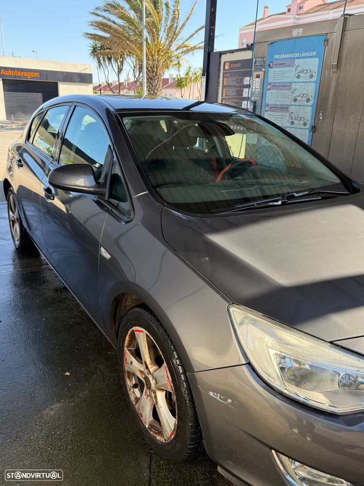 Opel Astra 1.3 CDTI DPF ecoFLEX Design Edition - 3