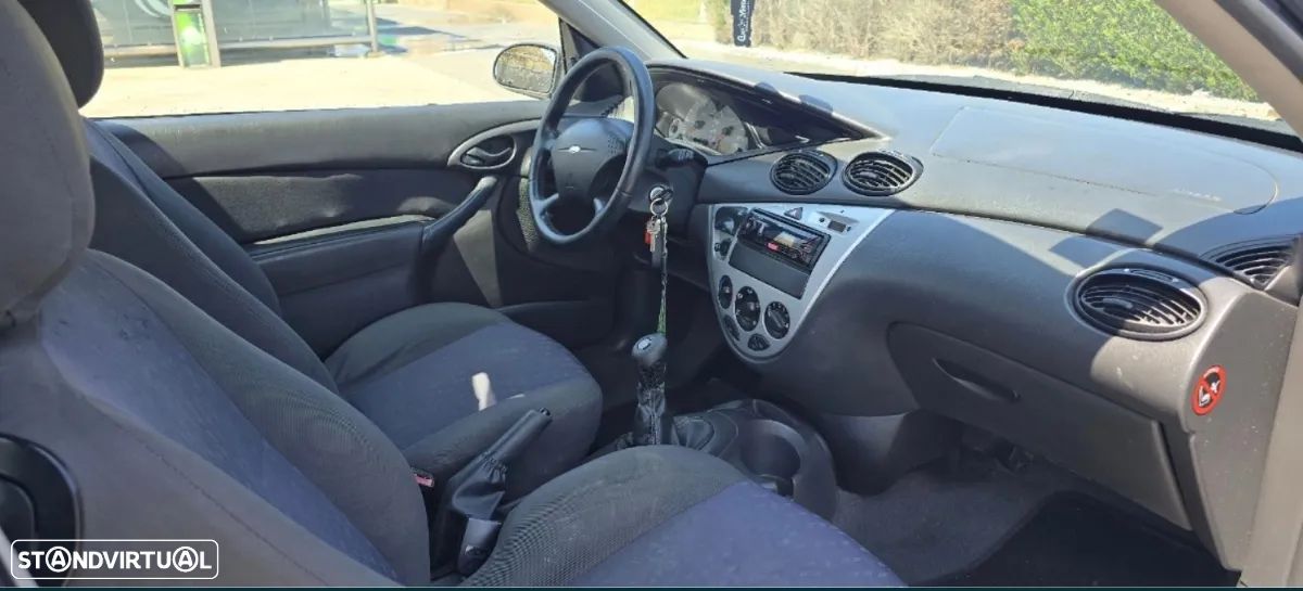 Ford Focus - 1